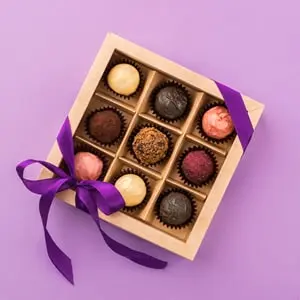 View our chocolate hampers now