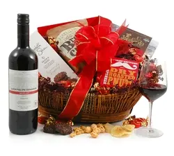 View our wine hampers now